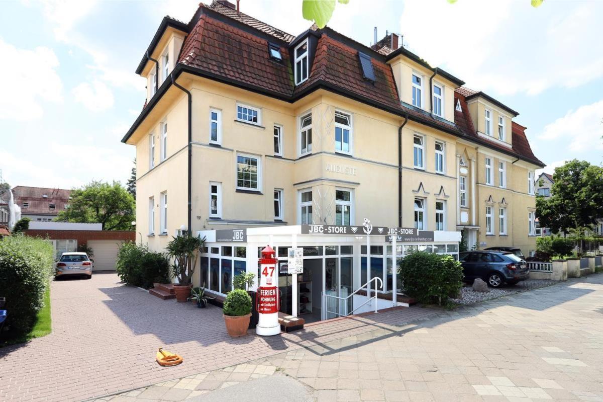 Appartement & Ferienwohnungen Thiess Rostock Exterior photo